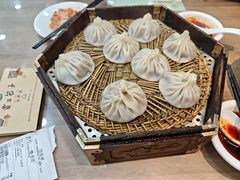 牛肉灌汤包-西安贾三灌汤包·回坊小吃·清真炒菜(北院门总店)