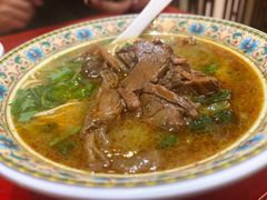 -金杨拉面王小吃面馆·牛三宝面·红烧牛肉粉