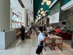 -上海浦东康桥绿地假日酒店