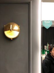 -PE SALON