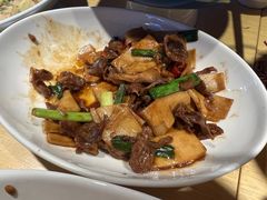 -关东小磨东北菜(上海长风大悦城店)