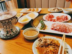 -额尔敦传统涮.冰煮羊火锅(乌兰察布体育场店)