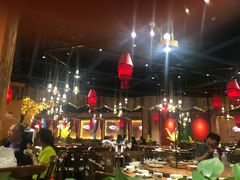 大堂-老滇山寨•云南特色菜•地方菜•民族风情歌舞表演(金碧店)