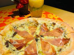 松露酱帕尔马火腿披萨-TIAGO HOME KITCHEN(王府中环店)