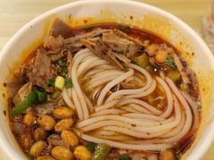 香辣叉烧牛腩粉-覃肥叔桂林米粉(粮道街店)