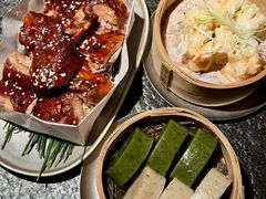 -三出山火锅(南京万象天地店)