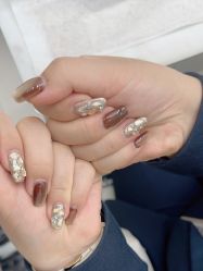 -赢韵美甲美睫瑞士净斑中心