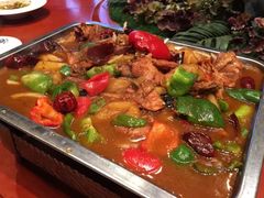 特色炒鸡-老街坊美食汇(玉兰大街店)