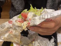 -The Habit Burger Grill 哈比特汉堡(爱琴海店)
