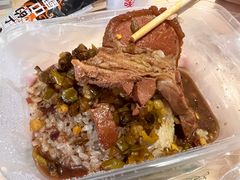 -梁阿婆廿年老牌扣肉糯米饭