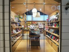 -百新书局(尚悦湾店)