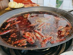 -黄潇洒老火锅(九眼桥宏济巷店)