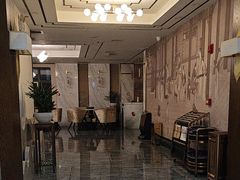 -颐而康·按摩·艾灸·足疗(武陵大道店)