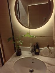 -苑苑vbeauty科技美容SPA