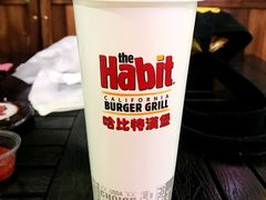 -The Habit Burger Grill 哈比特汉堡(爱琴海店)