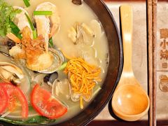 南美大虾鲜鲍豚骨米线-蒙小妹骨汤饭.米线(新光路店)