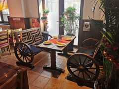 露天位-申德勒加油站餐厅(三里屯北小街店)