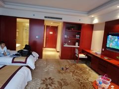 -兴芮温泉度假区