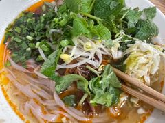 酱香牛肉米干-啊墨江牛烂烀米线