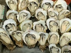 -蚝哥花姐湛江烤生蚝(美丽湾市场店)