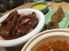 -锦粤宫·融合粤菜(上海金沙江店)