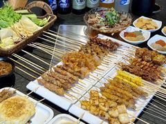 -卞二小串·鹤岗烧烤·坑烤(永定路店)