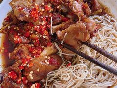 微辣辛辣猪蹄-贤花饭店(城阳店)