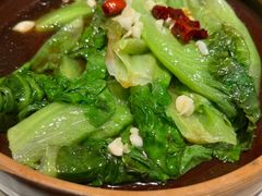 -虹泥小厨(南国花园总店)