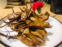 鸭舌头-兔爸私家小厨(新北万达店)