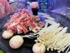 -豚豚家돈돈가韩国锅盖烤肉(新北万达店)