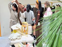 -Her Sight设计师女装集合店(静安华山路店)