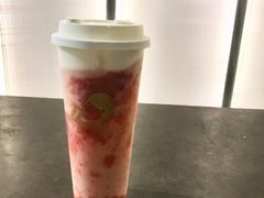 芝芝莓莓桃-喜茶(中山利和新地店)