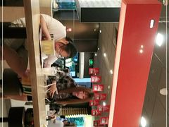 -麦当劳(杭州西湖银泰百货店)