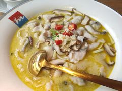 -蜜桃餐厅·伴山(湖滨商业街店)