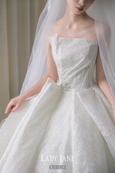 -Lady  Jane高端婚纱礼服馆