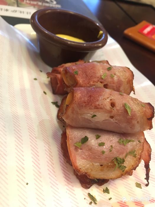 mr.pizza米斯特比萨(新松江路店)香肠培根卷图片 - 第263张