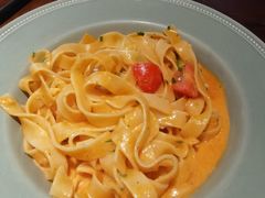 -JINNS锦时 steak&pizza(浸信会礼拜堂旧址店)
