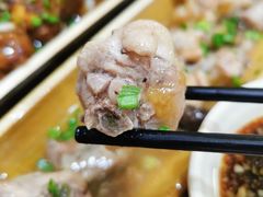 -胡须哥网红竹筒菜