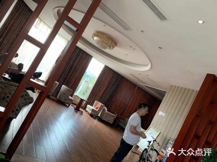 临安龙都大酒店图片