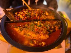 -鸣记脆皮烤鱼·海鲜烤鱼(三八广场店)