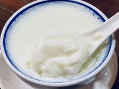招牌传统双皮奶-周大娘牛乳(旧寨古村总店)