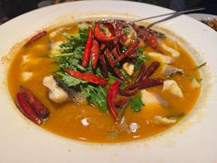 山茶油丹江大鱼头-清水亭湖北菜(大屯DT51店)