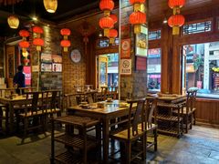 -快活林酸汤鱼鲜品火锅店(甲秀楼店)