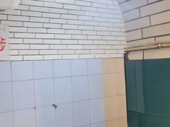 -洞庭洲·防空洞火锅·铜锅涮肉·烧烤(新百广场店)