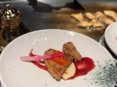 -雍容荟帝王蟹活龙虾展台自助(IFS黑金店)
