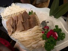 -左庭右院鲜牛肉火锅(南通CBD大有境店)