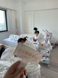 -凡碧诗毛孔收细