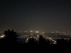 -鬼笑石后山停车场