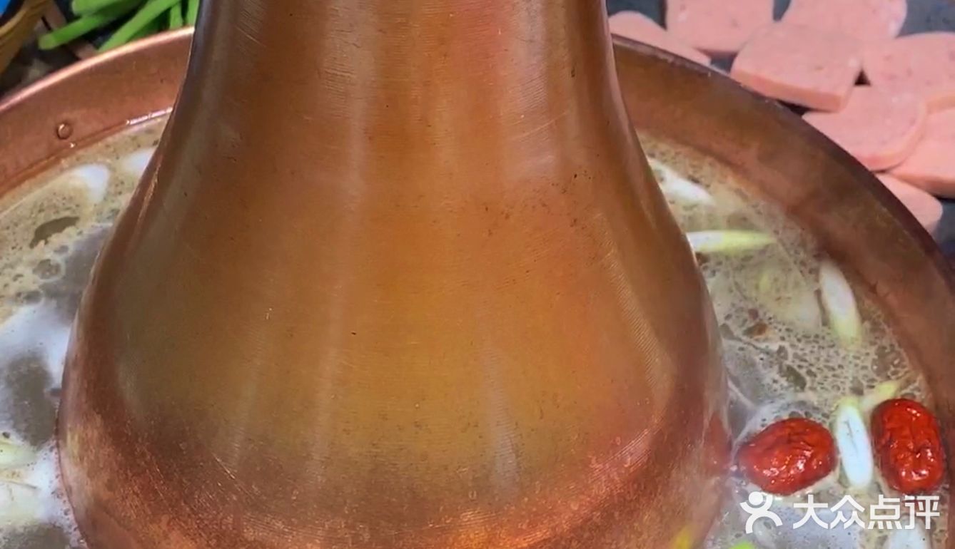 终于吃到了心心念念的宝鸡油泼辣子铜锅涮肉