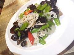 -海岛八号龙虾烧烤田鸡(蓝天路总店)